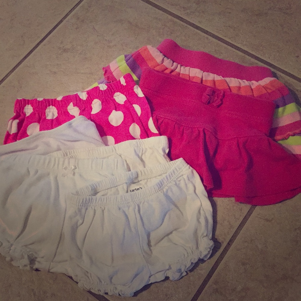 Lot of 8 skorts from Carter's, newborn